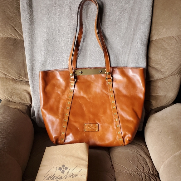 Patricia Nash Handbags - Patricia Nash leather tote